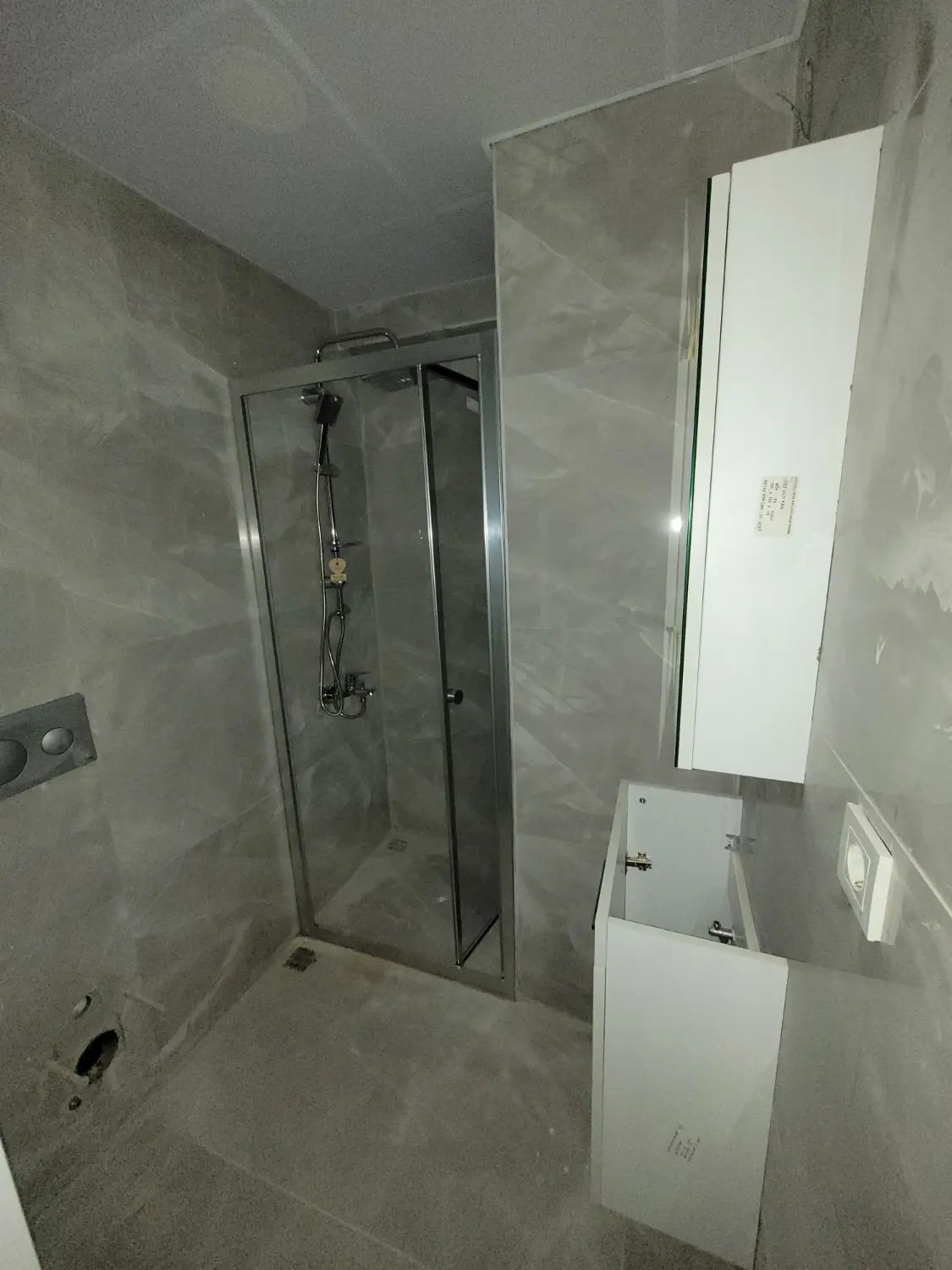 CANLI YAŞAMIN MERKEZİ BAYRAKLI MANSUROĞLU'NDA SATILIK 3+1 DAİRE