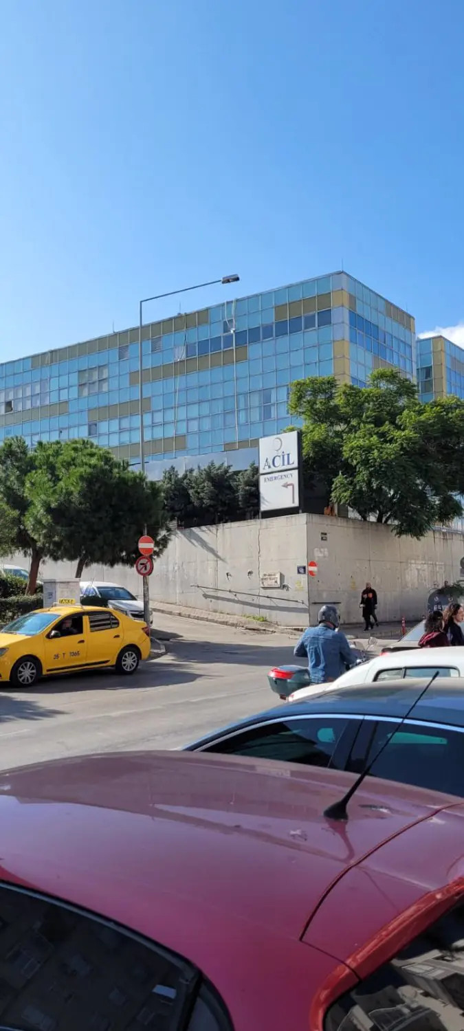 ATATÜRK EĞİTİM VE ARAŞTIRMA HASTANESİNE ÇOK YAKIN MEVKİDE SATILIK ARA KAT 3+1 DAİRE