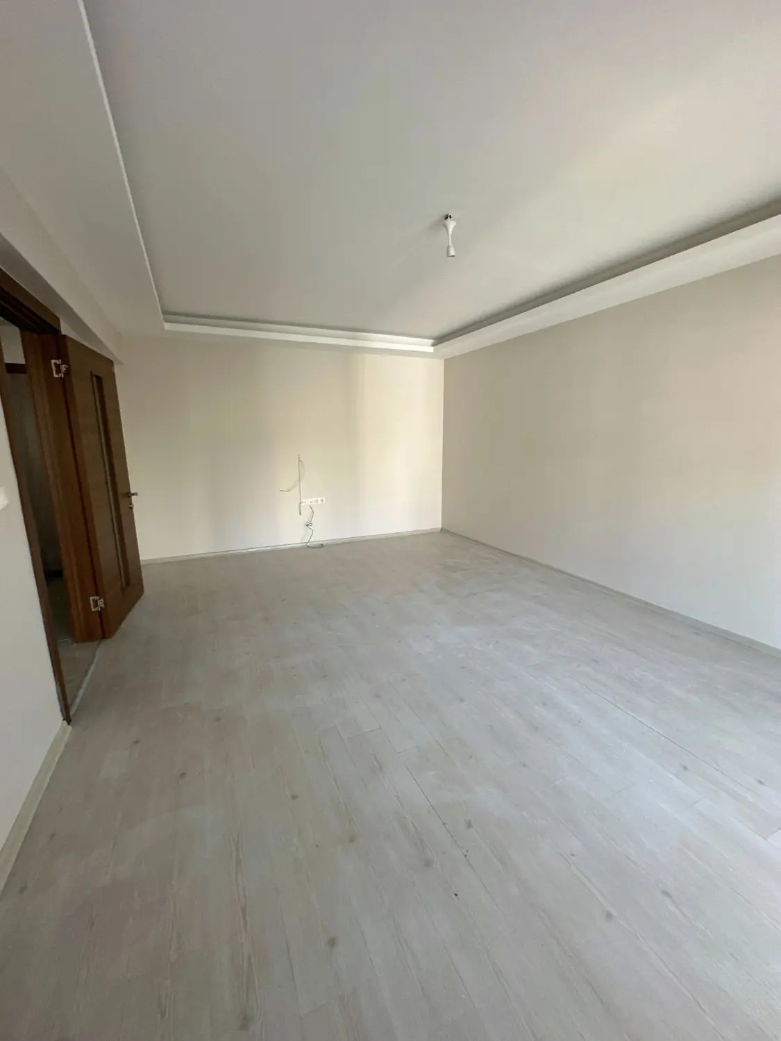 ULUKENT İSTIKLAL MAH. SITE İÇINDE EBEVEYN BANYOLU 2+1 KIRALIK DAIRE