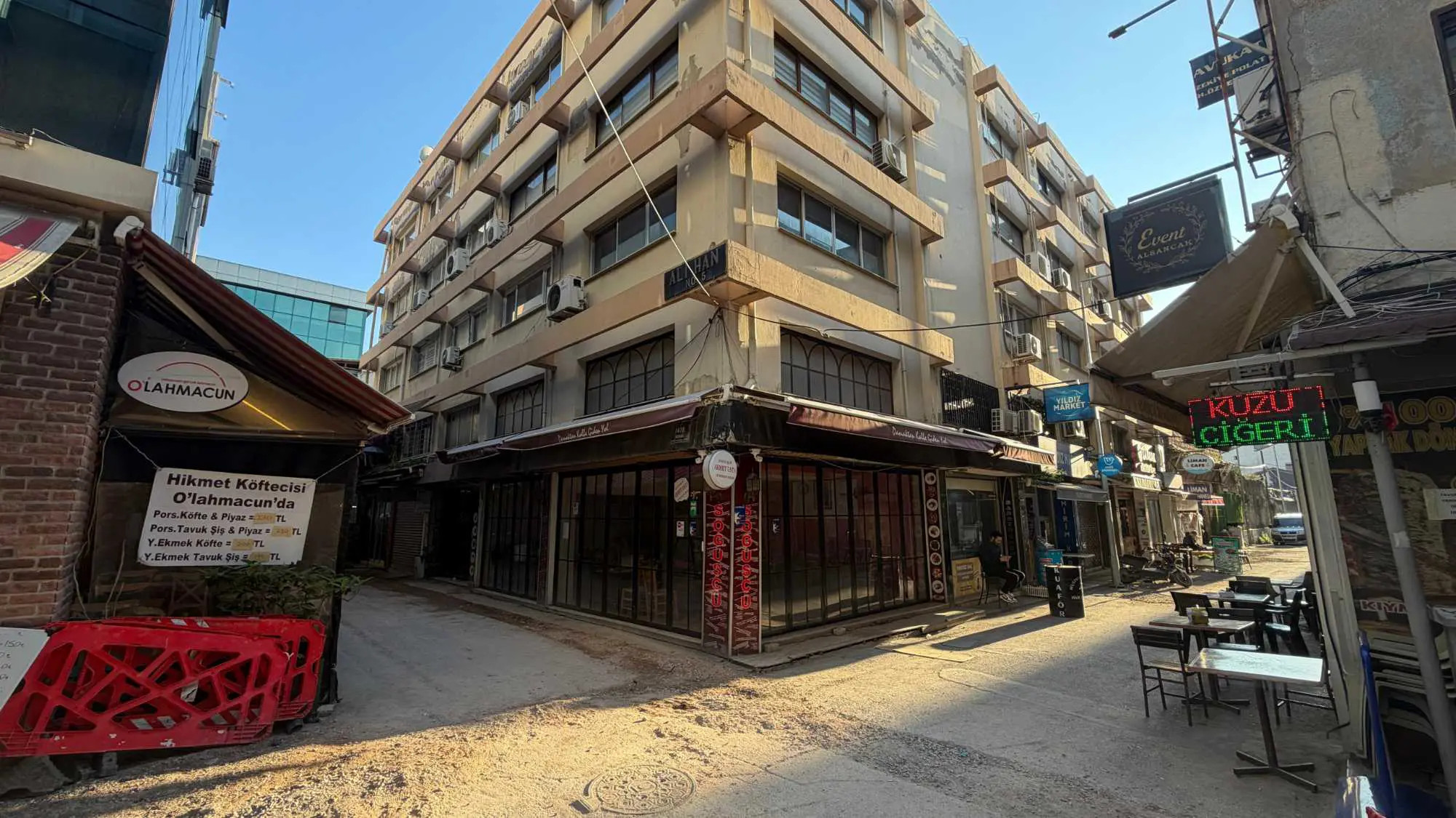 ALSANCAK’TA 68 M² BATARLI DÜKKAN YÜKSEK YAYA TRAFİĞİ TİCARİ POTANSİYEL