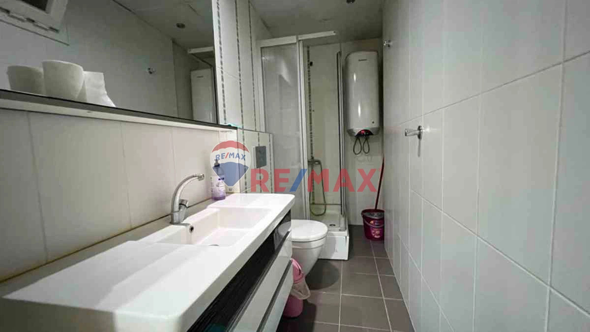 BORNOVA EGE ÜNIVERSITESI VE FORUM AVM YAKINI 1+1 EŞYALI KIRALIK DAIRE