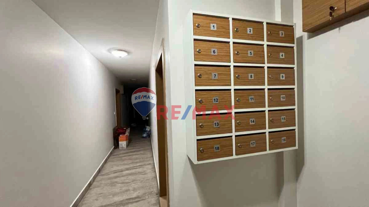 BORNOVA EGE ÜNIVERSITESI VE FORUM AVM YAKINI 1+1 EŞYALI KIRALIK DAIRE