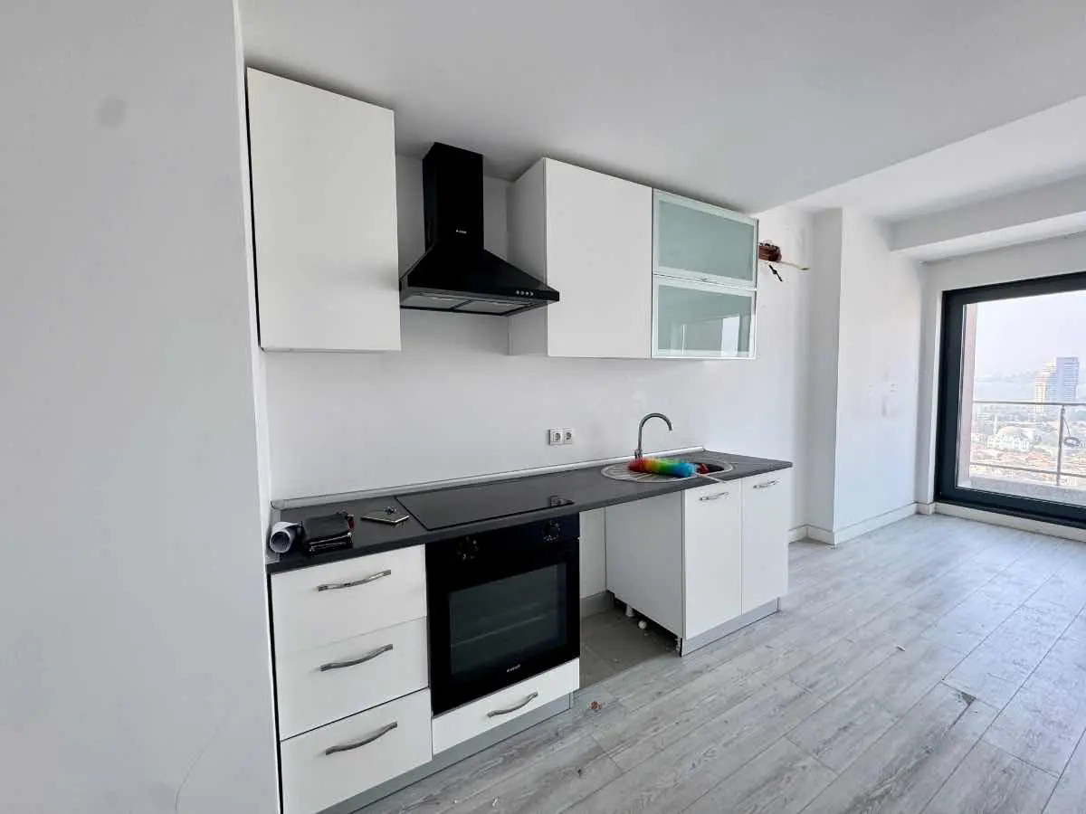 BORNOVA DAP YAPI KÖRFZ MANZARALI 1+1 KIRALIK DAIRE