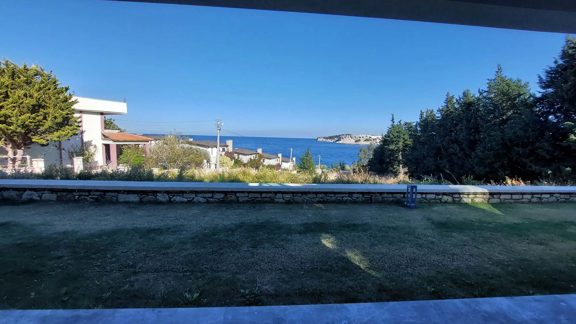 KARABURUN’DA ULTRA LÜKS, PANORAMIK DENIZ MANZARALI VILLA