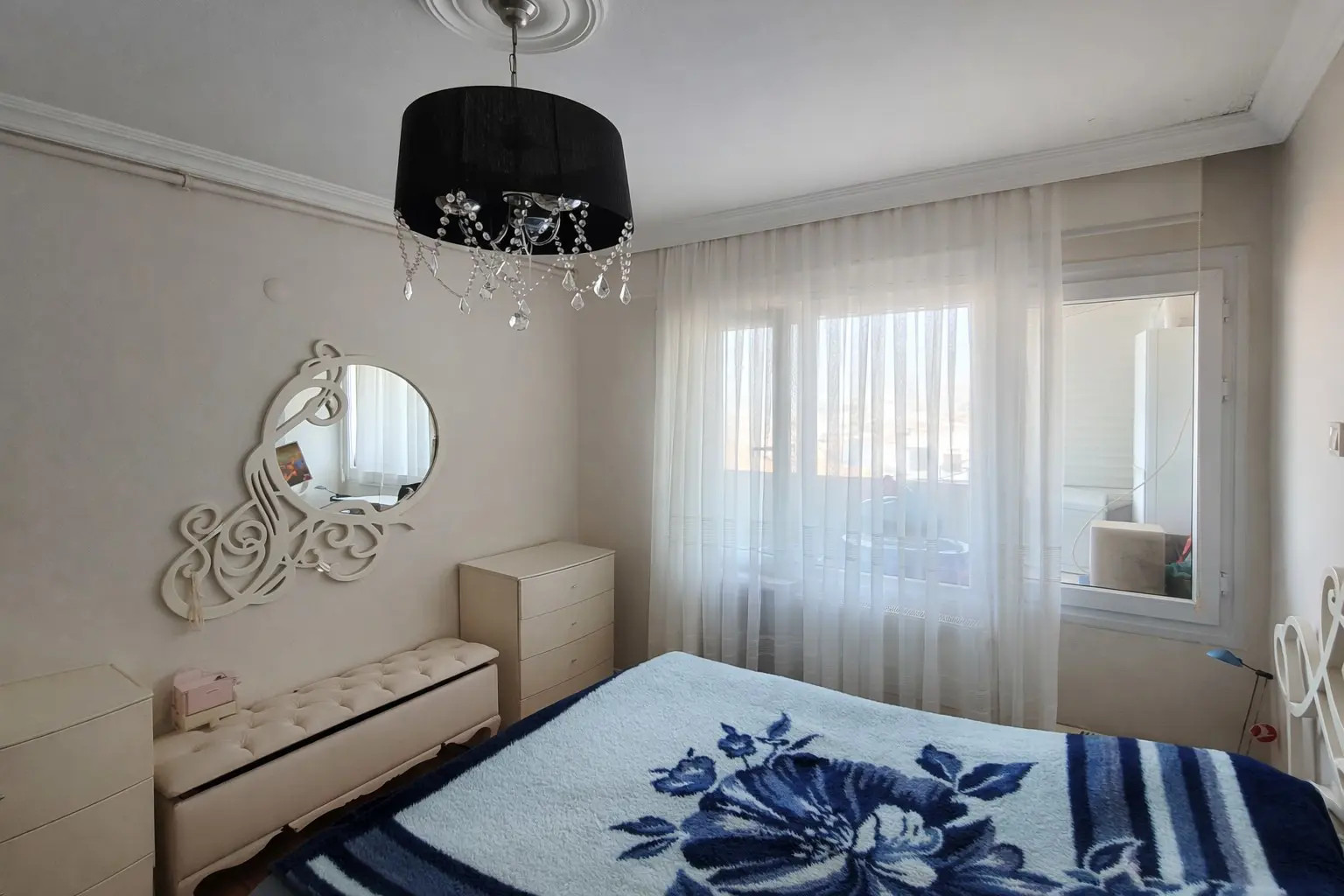 MUHTEŞEM DENİZ MANZARSINA SAHİP SATILIK 2+1 DAİRE